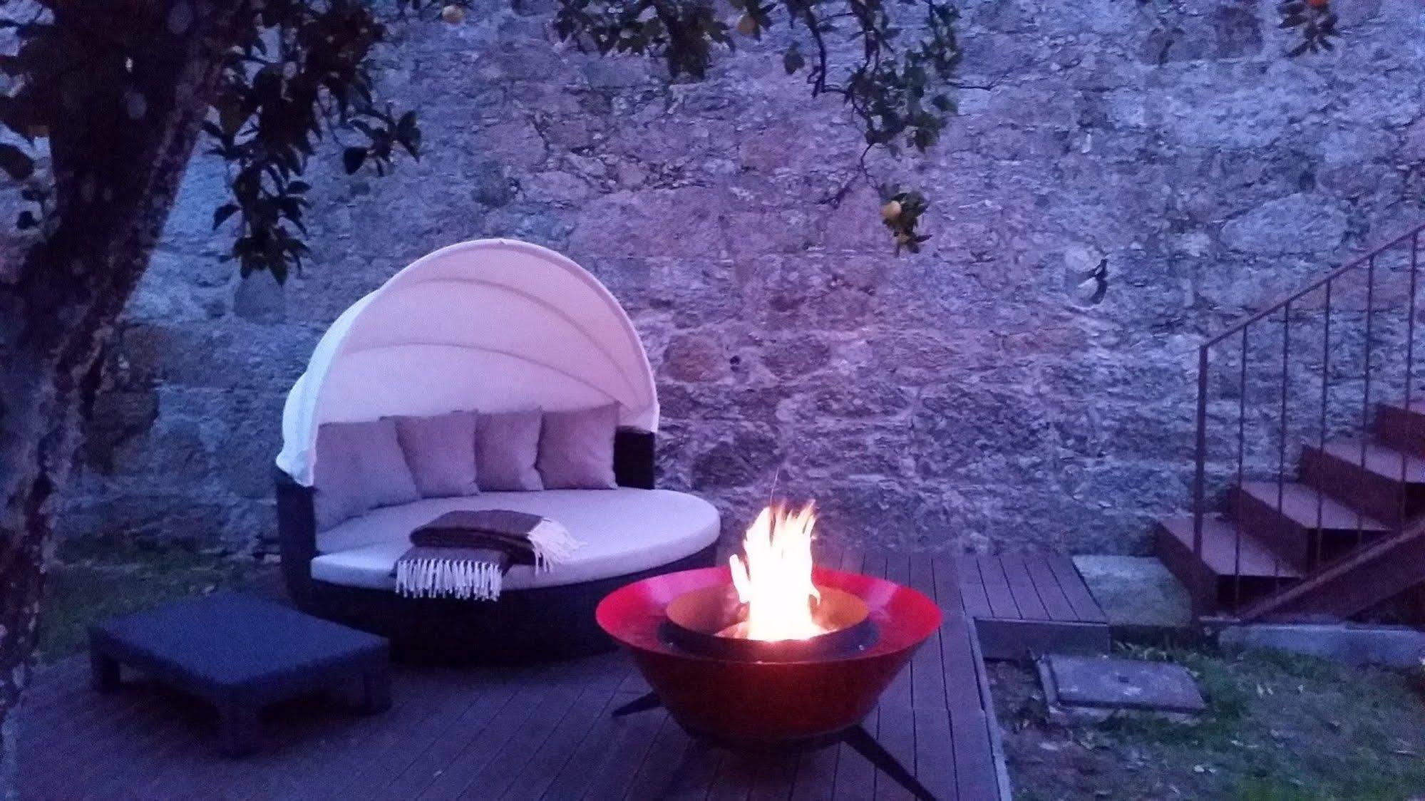 הוילה Vila de Punhe Casas Do Monte De Roques מראה חיצוני תמונה